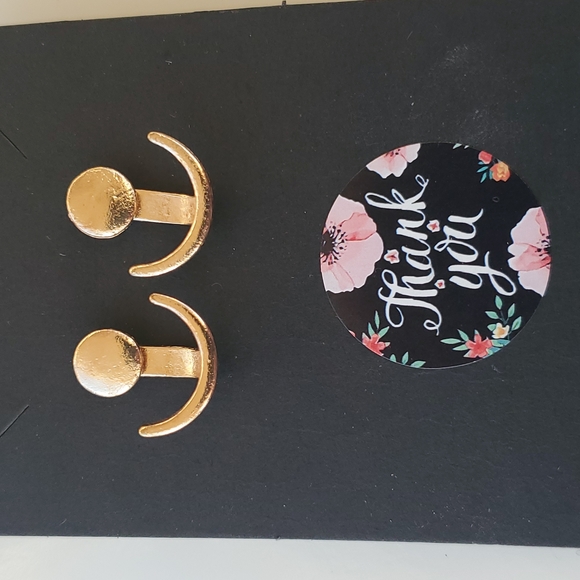 Boutique Vintage Gold Tone Anchor Style Fashion Earrings - Picture 1 of 4
